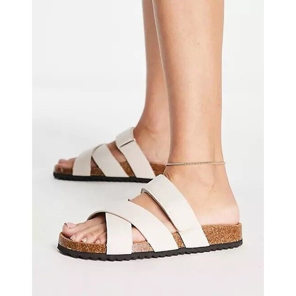 ASOS DESIGN Fiery double cross-strap flat sandals in Off White Size 9 - Picture 1 of 8
